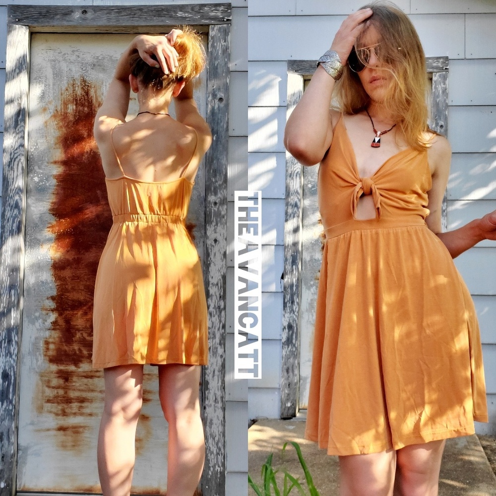 Lilorne Cupro Tie Front California Sunset Sundress - Picture 1 of 7
